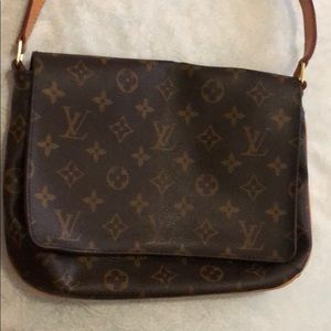 Louis vuitton Musette tango long strap
